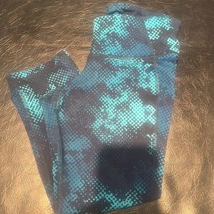 Old Navy crop leggings size small